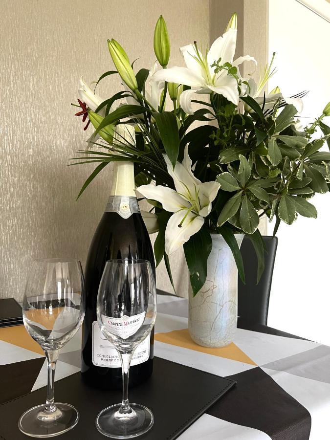 Beach Front Apartment With Free Parking, St Annes 리탬 세인트 앤스 외부 사진